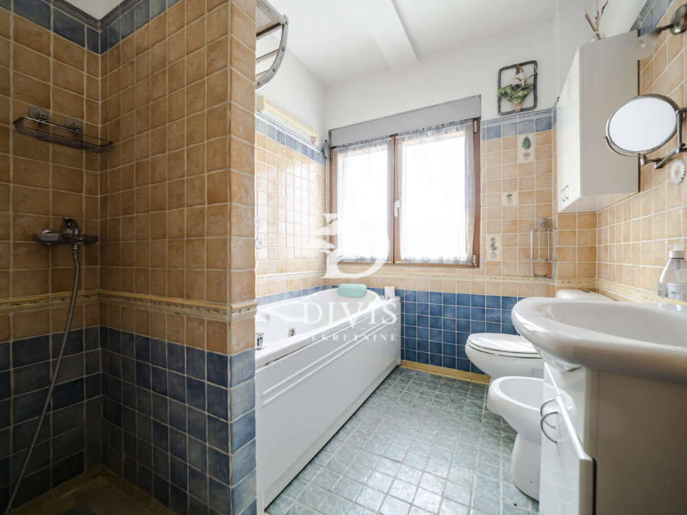 Slika 7 - Milutina Bojića , Trosoban stan na prodaju, 78m2, 315.000€